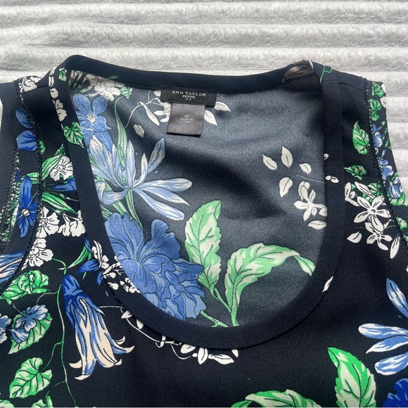 Ann Taylor Floral Blouse - Picture 2 of 8